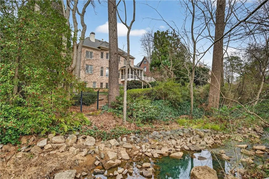 575 Trimble Lake Court, Atlanta, Georgia 30342, 5 Bedrooms Bedrooms, ,5 BathroomsBathrooms,Residential,For Sale,575 Trimble Lake Court,7723517