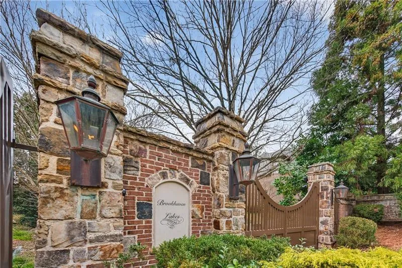 575 Trimble Lake Court, Atlanta, Georgia 30342, 5 Bedrooms Bedrooms, ,5 BathroomsBathrooms,Residential,For Sale,575 Trimble Lake Court,7723517