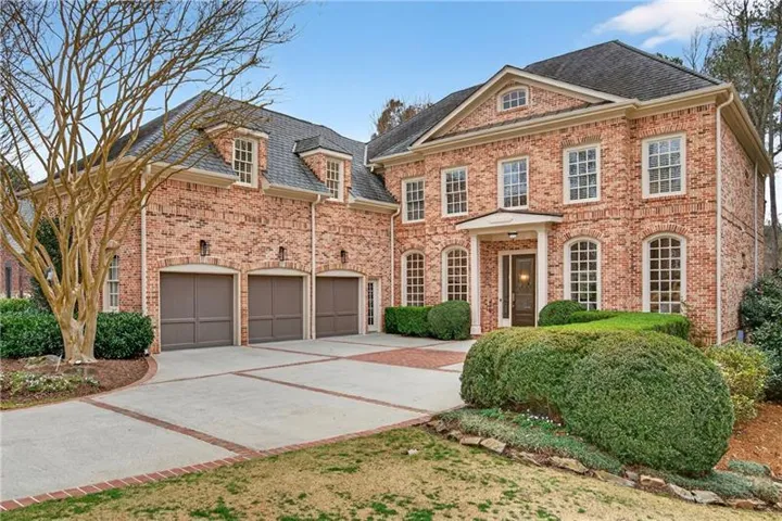 575 Trimble Lake Court, Atlanta, Georgia 30342