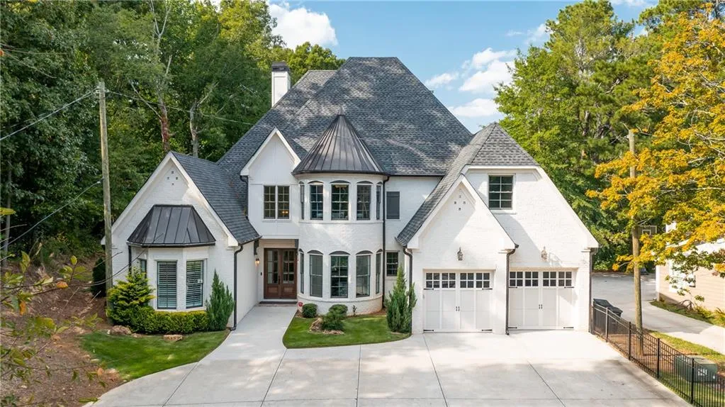 360 Windsor Parkway, Atlanta, Georgia 30342, 6 Bedrooms Bedrooms, ,5 BathroomsBathrooms,Residential,Sold,360 Windsor Parkway,7158333 360 Windsor Parkway, Atlanta, Georgia 30342, 6 Bedrooms Bedrooms, ,5 BathroomsBathrooms,Residential,Sold,360 Windsor Parkway,7158333