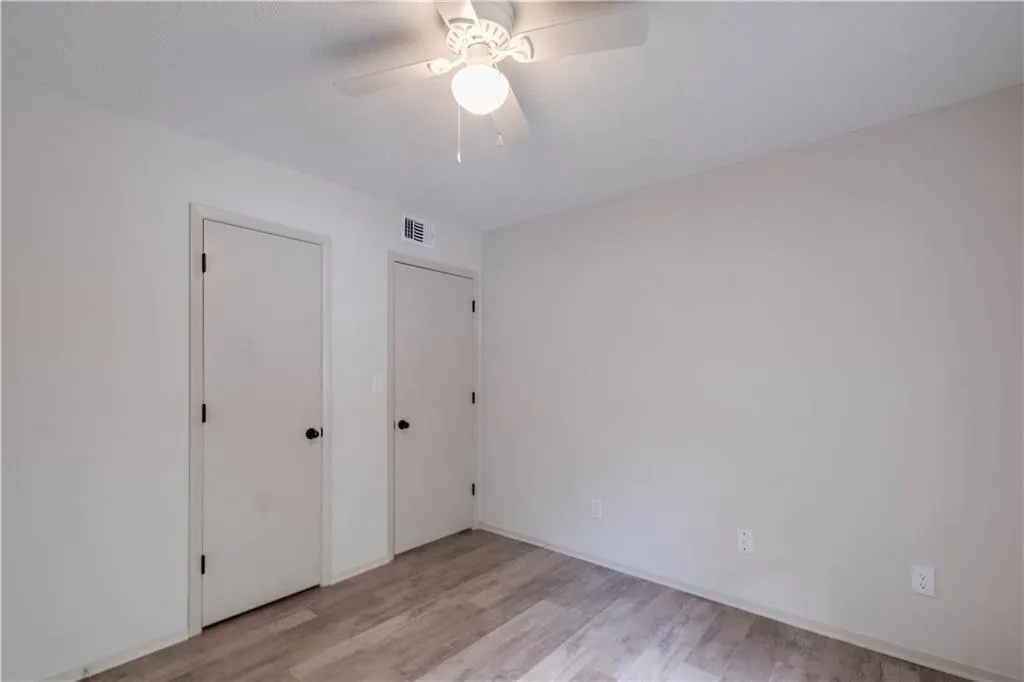 1602 Woodcliff Drive, Sandy Springs, Georgia 30350, 2 Bedrooms Bedrooms, ,2 BathroomsBathrooms,Residential,Sold,1602 Woodcliff Drive,7212047