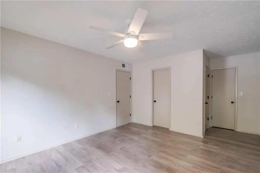 1602 Woodcliff Drive, Sandy Springs, Georgia 30350, 2 Bedrooms Bedrooms, ,2 BathroomsBathrooms,Residential,Sold,1602 Woodcliff Drive,7212047