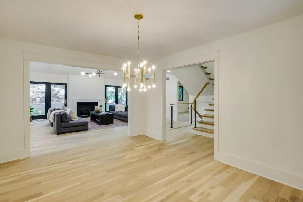 5565 Glen Errol Road, Atlanta, Georgia 30327, 6 Bedrooms Bedrooms, ,5 BathroomsBathrooms,Residential,Sold,5565 Glen Errol Road,7117341