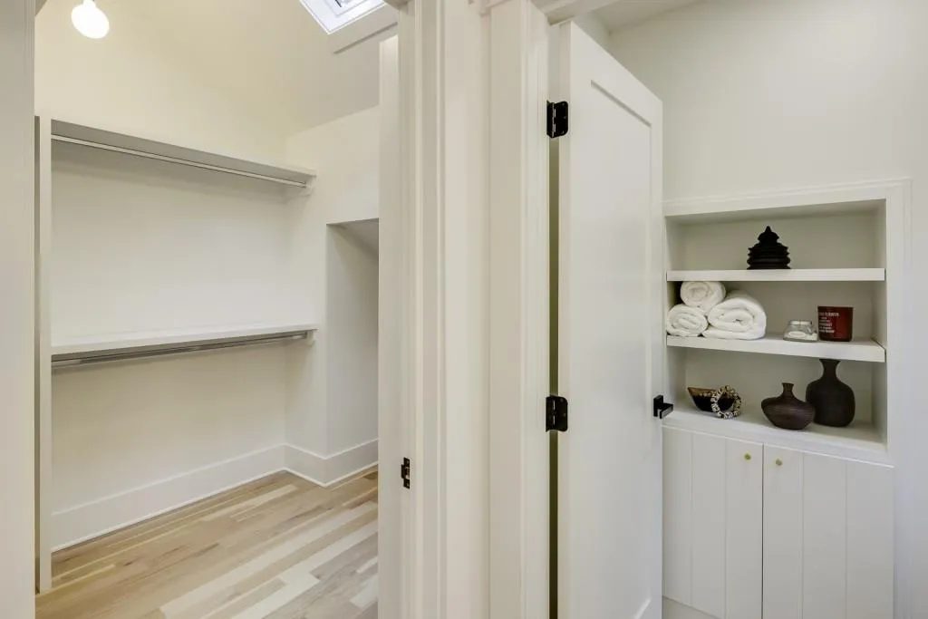 5565 Glen Errol Road, Atlanta, Georgia 30327, 6 Bedrooms Bedrooms, ,5 BathroomsBathrooms,Residential,Sold,5565 Glen Errol Road,7117341