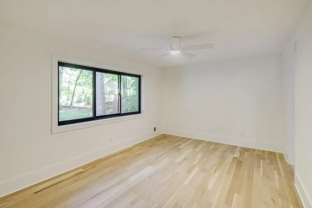 5565 Glen Errol Road, Atlanta, Georgia 30327, 6 Bedrooms Bedrooms, ,5 BathroomsBathrooms,Residential,Sold,5565 Glen Errol Road,7117341