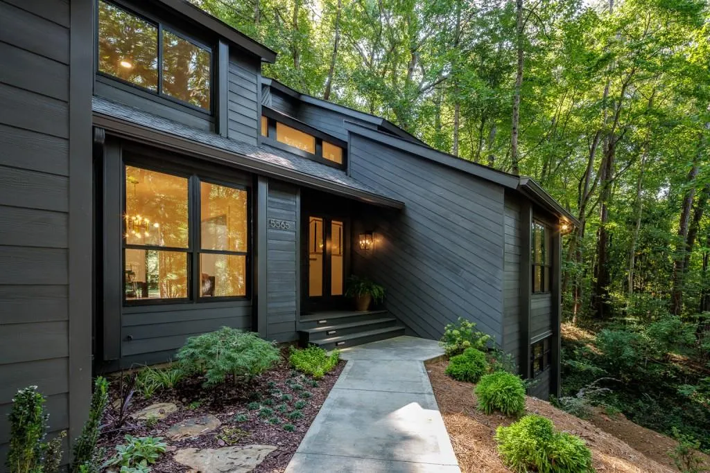 5565 Glen Errol Road, Atlanta, Georgia 30327, 6 Bedrooms Bedrooms, ,5 BathroomsBathrooms,Residential,Sold,5565 Glen Errol Road,7117341