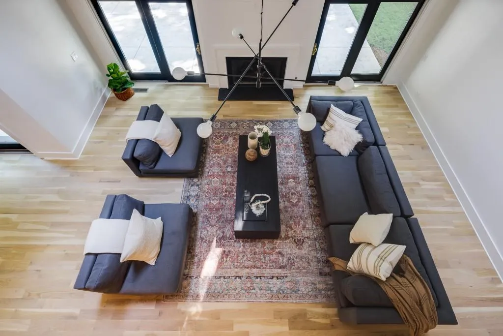 5565 Glen Errol Road, Atlanta, Georgia 30327, 6 Bedrooms Bedrooms, ,5 BathroomsBathrooms,Residential,Sold,5565 Glen Errol Road,7117341