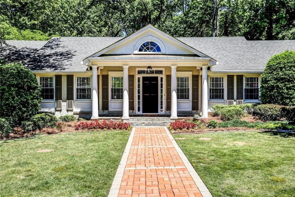 2548 Sharondale Court Ne, Atlanta, Georgia 30305, 5 Bedrooms Bedrooms, ,4 BathroomsBathrooms,Residential,Sold,2548 Sharondale Court Ne,5993837