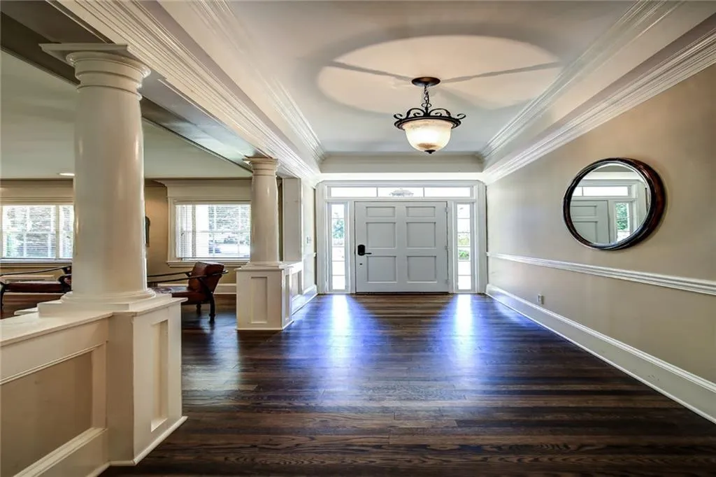 2548 Sharondale Court Ne, Atlanta, Georgia 30305, 5 Bedrooms Bedrooms, ,4 BathroomsBathrooms,Residential,Sold,2548 Sharondale Court Ne,5993837