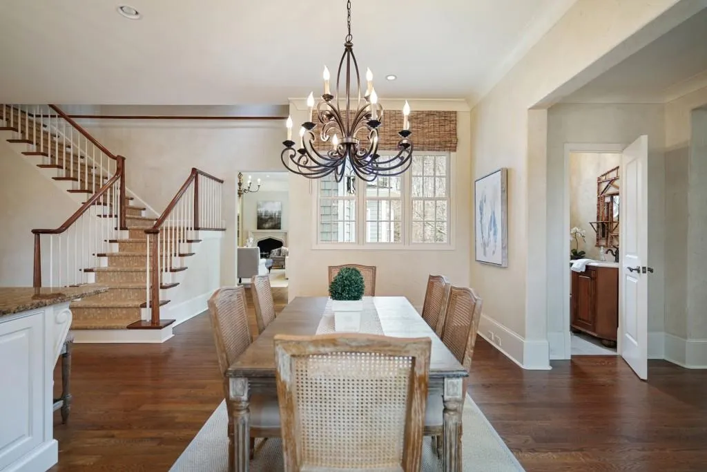 4720 Jett Road, Atlanta, Georgia 30327, 7 Bedrooms Bedrooms, ,7 BathroomsBathrooms,Residential,Sold,4720 Jett Road,6984877 4720 Jett Road, Atlanta, Georgia 30327, 7 Bedrooms Bedrooms, ,7 BathroomsBathrooms,Residential,Sold,4720 Jett Road,6984877