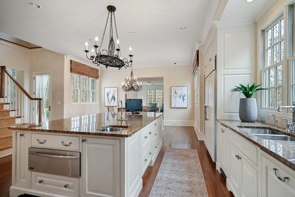 4720 Jett Road, Atlanta, Georgia 30327, 7 Bedrooms Bedrooms, ,7 BathroomsBathrooms,Residential,Sold,4720 Jett Road,6984877 4720 Jett Road, Atlanta, Georgia 30327, 7 Bedrooms Bedrooms, ,7 BathroomsBathrooms,Residential,Sold,4720 Jett Road,6984877