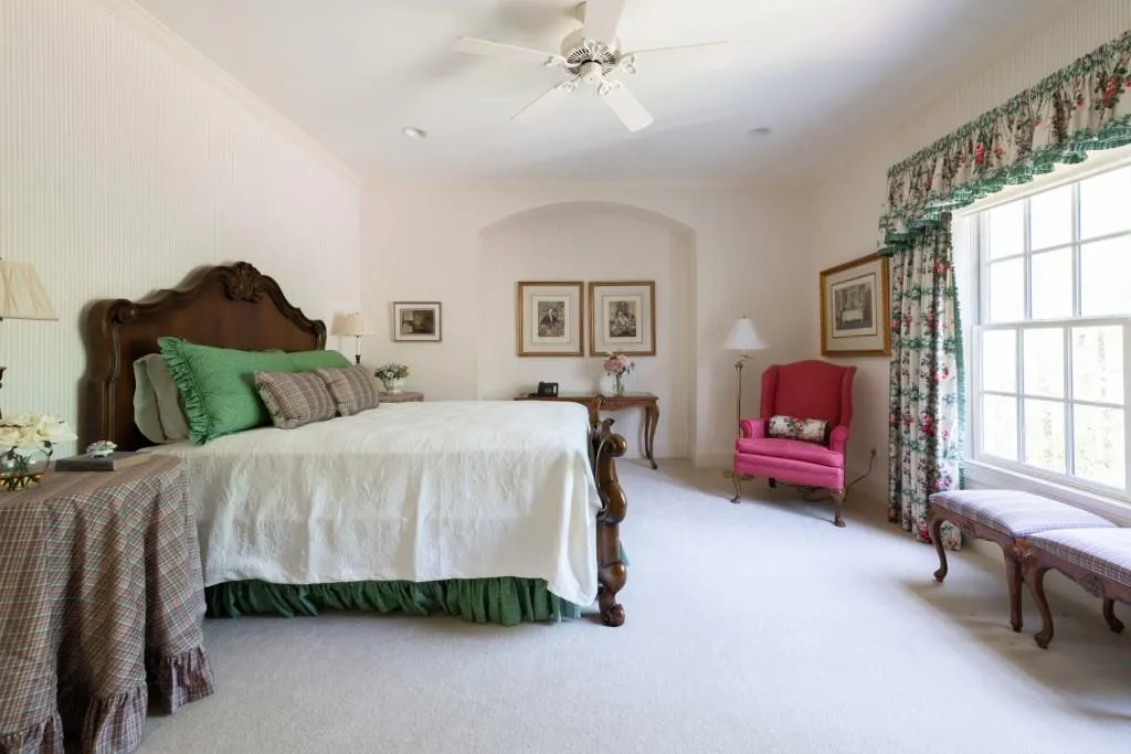 4720 Jett Road, Atlanta, Georgia 30327, 7 Bedrooms Bedrooms, ,7 BathroomsBathrooms,Residential,Sold,4720 Jett Road,6984877 4720 Jett Road, Atlanta, Georgia 30327, 7 Bedrooms Bedrooms, ,7 BathroomsBathrooms,Residential,Sold,4720 Jett Road,6984877