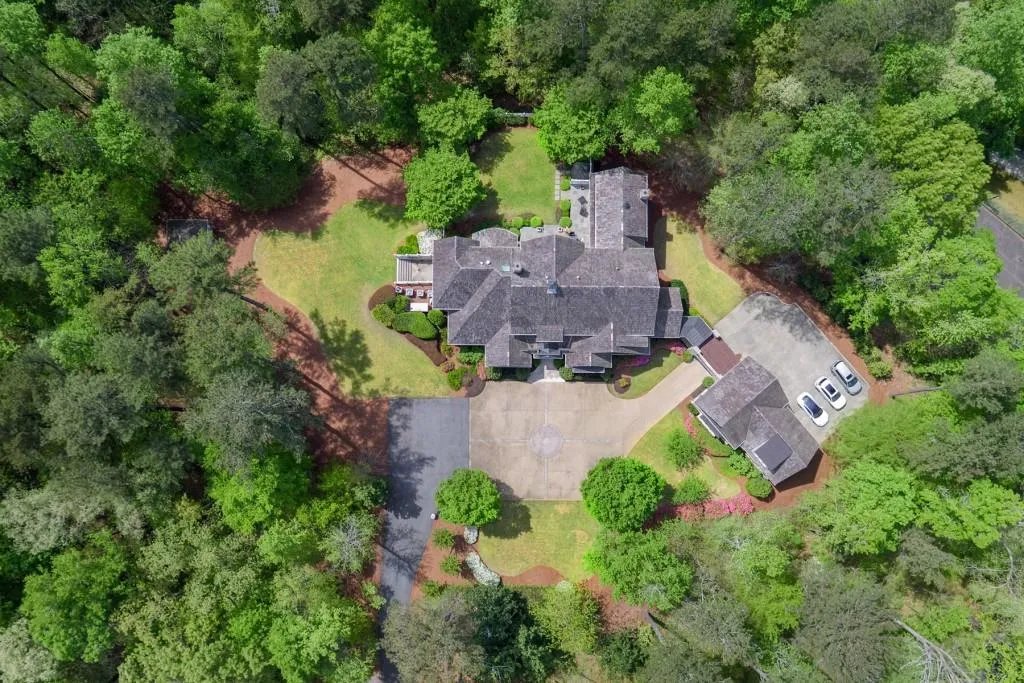 4720 Jett Road, Atlanta, Georgia 30327, 7 Bedrooms Bedrooms, ,7 BathroomsBathrooms,Residential,Sold,4720 Jett Road,6984877 4720 Jett Road, Atlanta, Georgia 30327, 7 Bedrooms Bedrooms, ,7 BathroomsBathrooms,Residential,Sold,4720 Jett Road,6984877