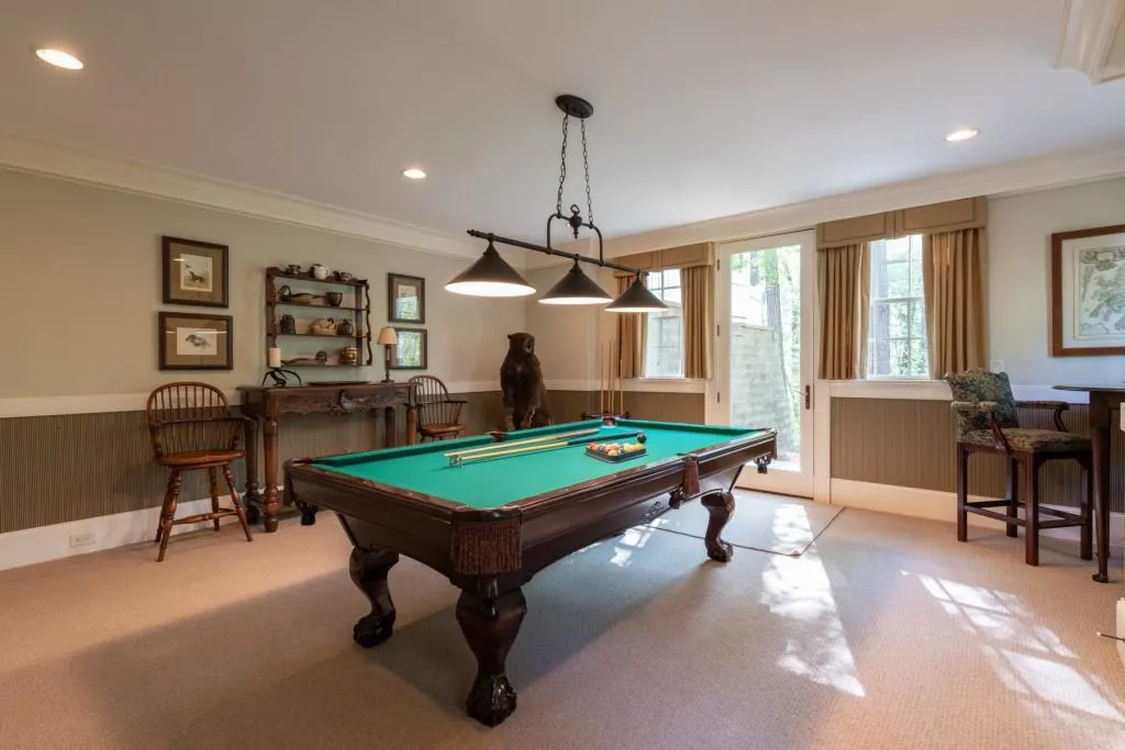 4720 Jett Road, Atlanta, Georgia 30327, 7 Bedrooms Bedrooms, ,7 BathroomsBathrooms,Residential,Sold,4720 Jett Road,6984877 4720 Jett Road, Atlanta, Georgia 30327, 7 Bedrooms Bedrooms, ,7 BathroomsBathrooms,Residential,Sold,4720 Jett Road,6984877