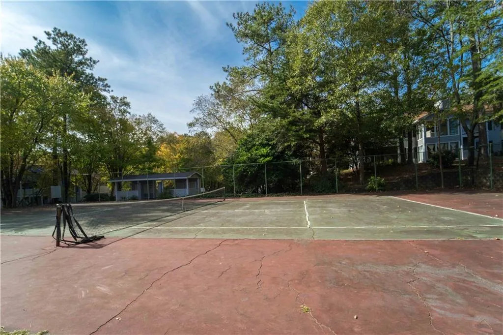 701 Gettysburg Place, Sandy Springs, Georgia 30350, 2 Bedrooms Bedrooms, ,1 BathroomBathrooms,Residential,Sold,701 Gettysburg Place,6784194