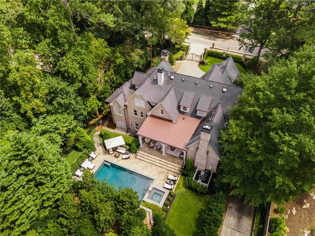 4706 Powers Ferry Road, Atlanta, Georgia 30327, 5 Bedrooms Bedrooms, ,5 BathroomsBathrooms,Residential,Sold,4706 Powers Ferry Road,7516595