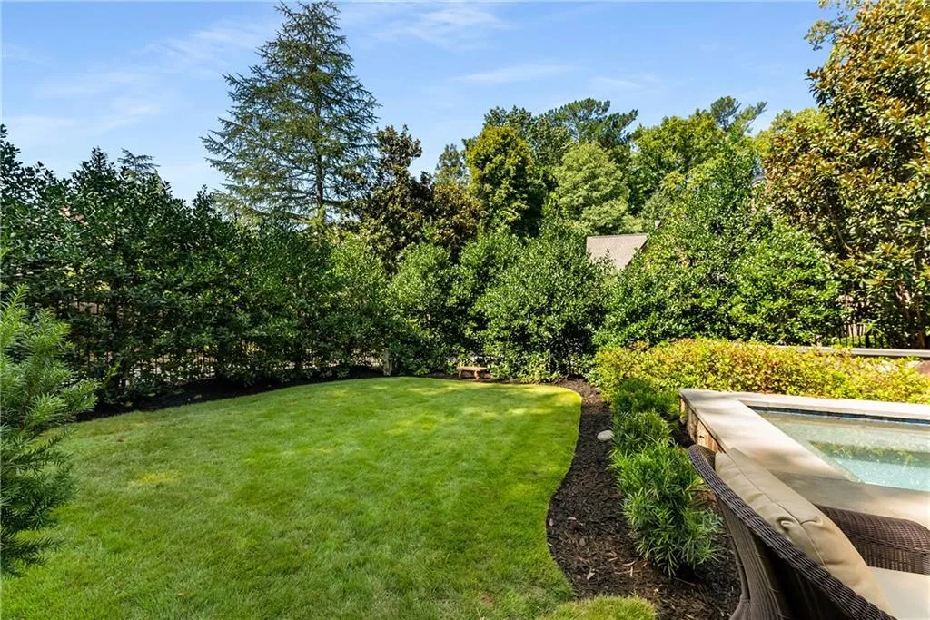 4706 Powers Ferry Road, Atlanta, Georgia 30327, 5 Bedrooms Bedrooms, ,5 BathroomsBathrooms,Residential,Sold,4706 Powers Ferry Road,7516595