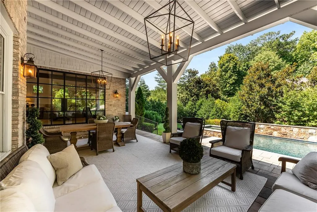 4706 Powers Ferry Road, Atlanta, Georgia 30327, 5 Bedrooms Bedrooms, ,5 BathroomsBathrooms,Residential,Sold,4706 Powers Ferry Road,7516595