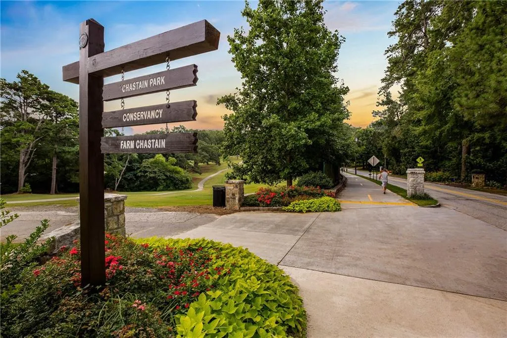 4706 Powers Ferry Road, Atlanta, Georgia 30327, 5 Bedrooms Bedrooms, ,5 BathroomsBathrooms,Residential,Sold,4706 Powers Ferry Road,7516595