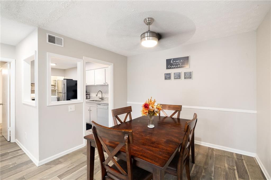 725 Dalrymple Road Unit 8I, Atlanta, Georgia 30328, 2 Bedrooms Bedrooms, ,2 BathroomsBathrooms,Residential,Sold,725 Dalrymple Road Unit 8I,7306709