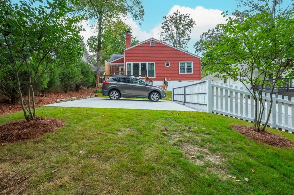 265 Lindbergh Drive Ne, Atlanta, Georgia 30305, 3 Bedrooms Bedrooms, ,2 BathroomsBathrooms,Residential,For Sale,265 Lindbergh Drive Ne,7663453 265 Lindbergh Drive Ne, Atlanta, Georgia 30305, 3 Bedrooms Bedrooms, ,2 BathroomsBathrooms,Residential,For Sale,265 Lindbergh Drive Ne,7663453
