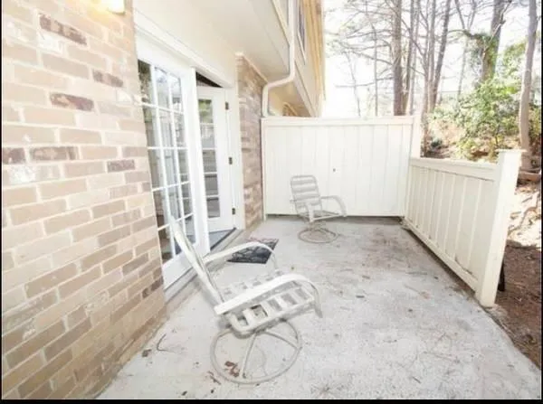 6900 Roswell Road Unit M4, Atlanta, Georgia 30328, 2 Bedrooms Bedrooms, ,2 BathroomsBathrooms,Residential,Sold,6900 Roswell Road Unit M4,5706417