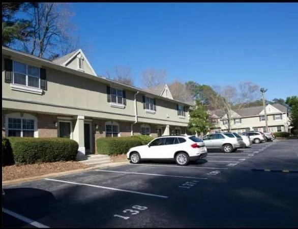 6900 Roswell Road Unit M4, Atlanta, Georgia 30328, 2 Bedrooms Bedrooms, ,2 BathroomsBathrooms,Residential,Sold,6900 Roswell Road Unit M4,5706417