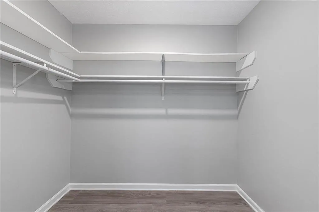 475 Mt Vernon Highway Ne Unit B211, Atlanta, Georgia 30328, 1 Bedroom Bedrooms, ,1 BathroomBathrooms,Residential,For Sale,475 Mt Vernon Highway Ne Unit B211,7734590