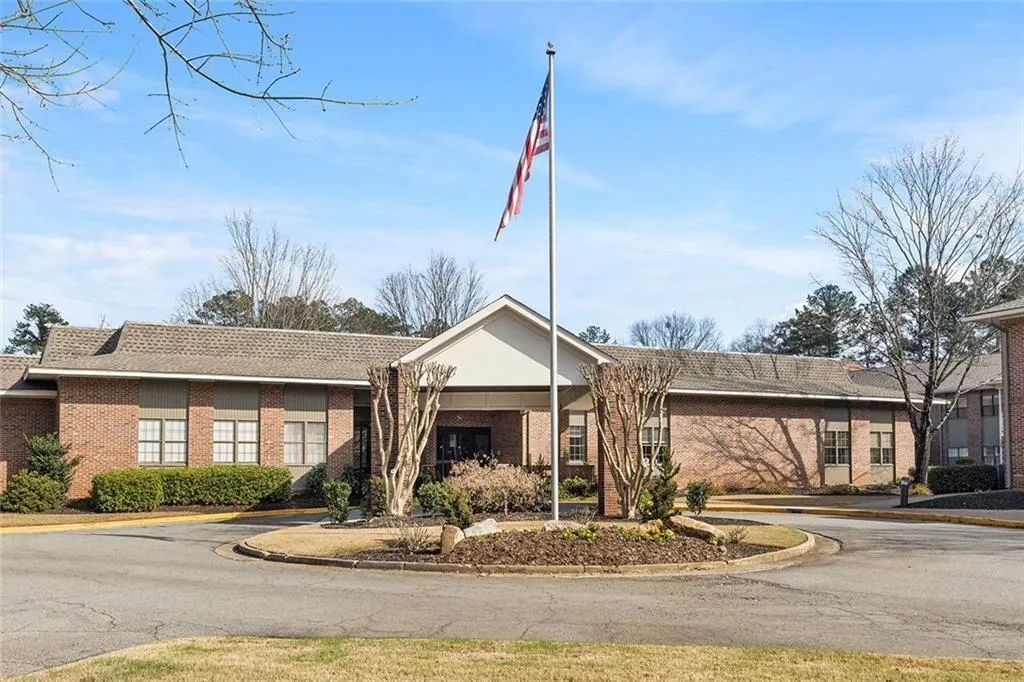 475 Mt Vernon Highway Ne Unit B211, Atlanta, Georgia 30328, 1 Bedroom Bedrooms, ,1 BathroomBathrooms,Residential,For Sale,475 Mt Vernon Highway Ne Unit B211,7734590