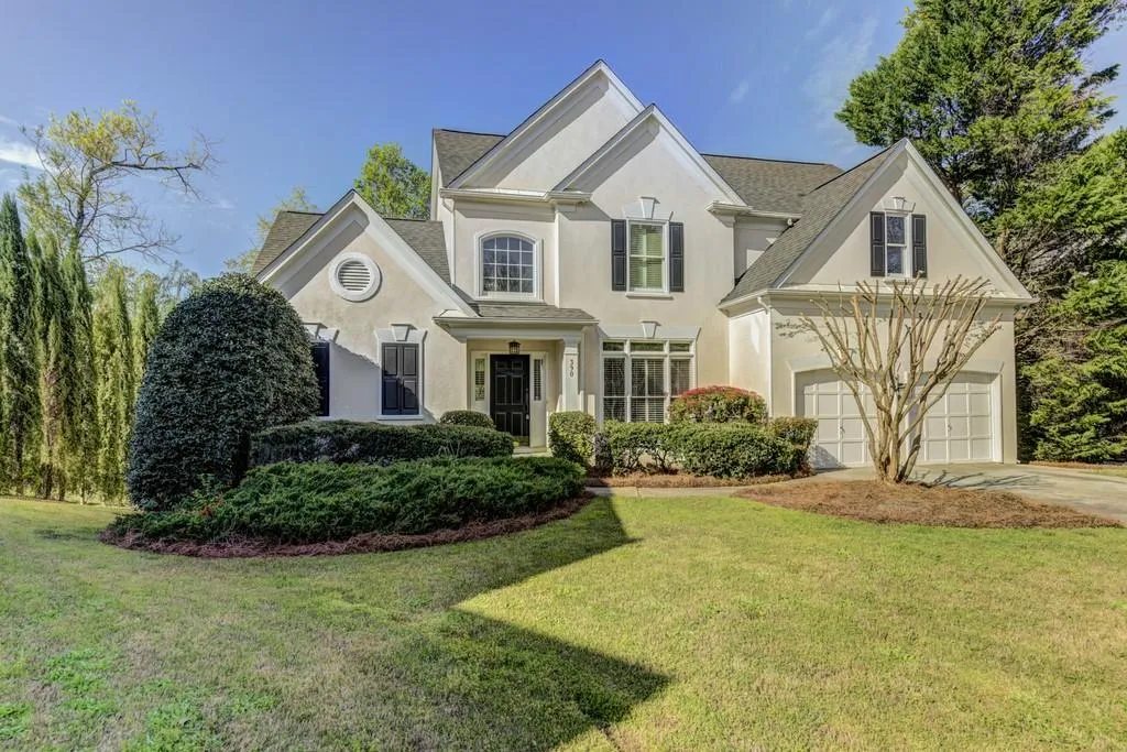 390 Craighead Drive Ne, Atlanta, Georgia 30319, 4 Bedrooms Bedrooms, ,3 BathroomsBathrooms,Residential,Sold,390 Craighead Drive Ne,6700045