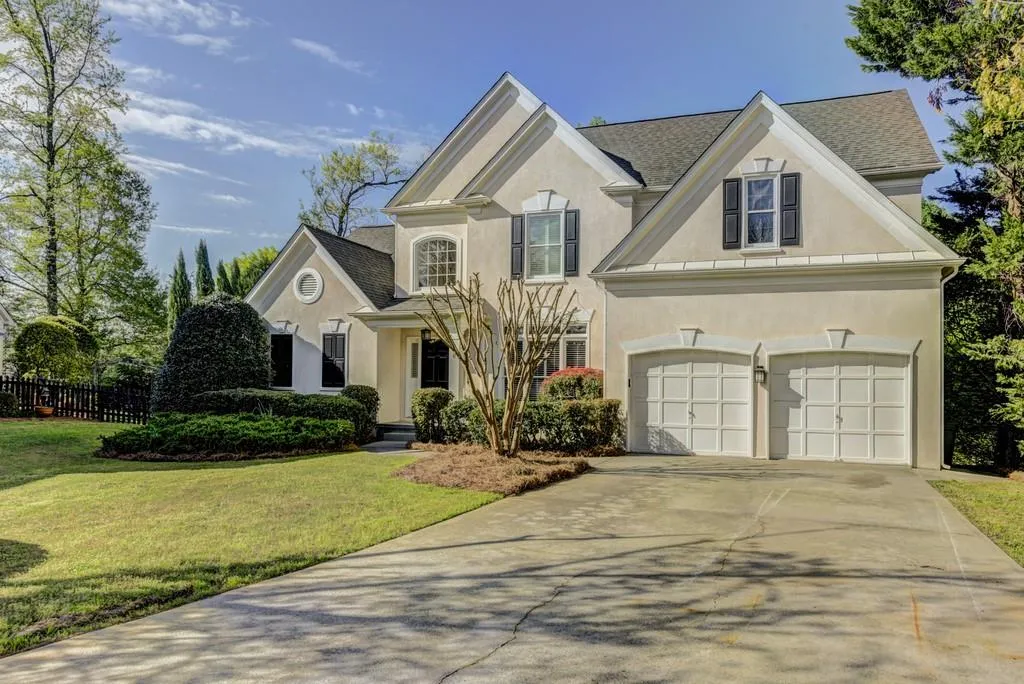 390 Craighead Drive Ne, Atlanta, Georgia 30319, 4 Bedrooms Bedrooms, ,3 BathroomsBathrooms,Residential,Sold,390 Craighead Drive Ne,6700045