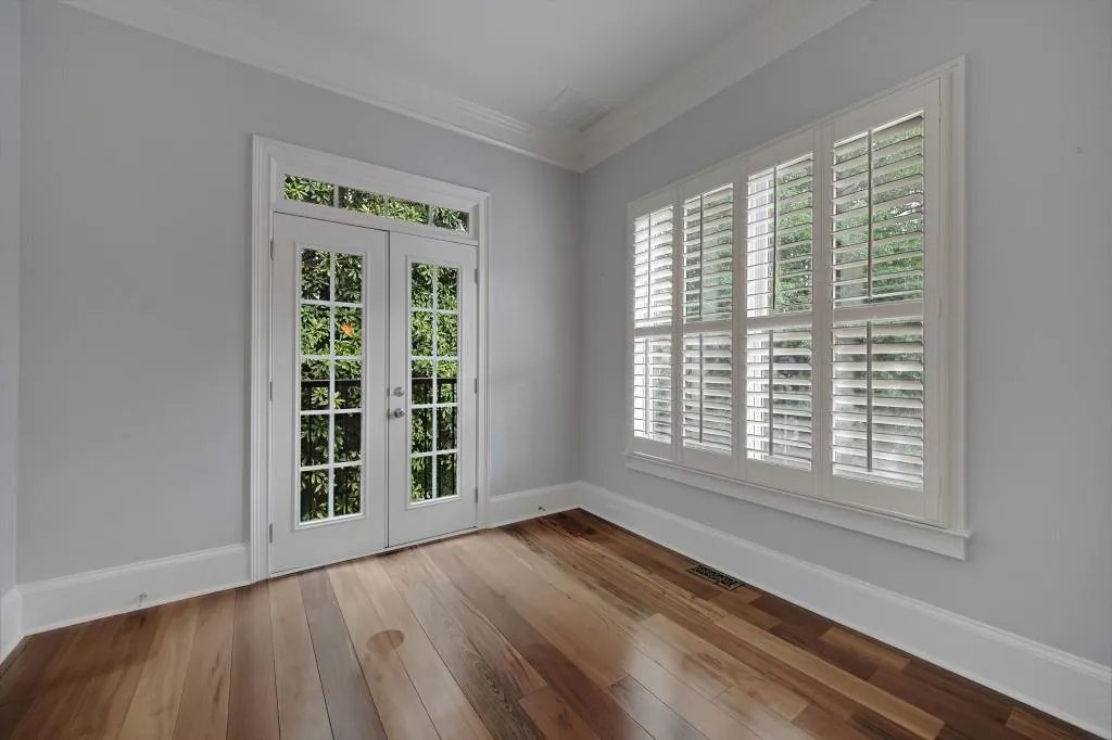 698 Royer Court, Sandy Springs, Georgia 30342, 3 Bedrooms Bedrooms, ,2 BathroomsBathrooms,Residential,For Sale,698 Royer Court,7760954