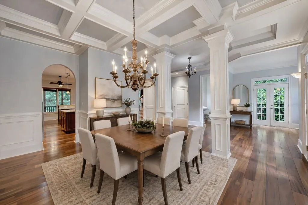 698 Royer Court, Sandy Springs, Georgia 30342, 3 Bedrooms Bedrooms, ,2 BathroomsBathrooms,Residential,For Sale,698 Royer Court,7760954