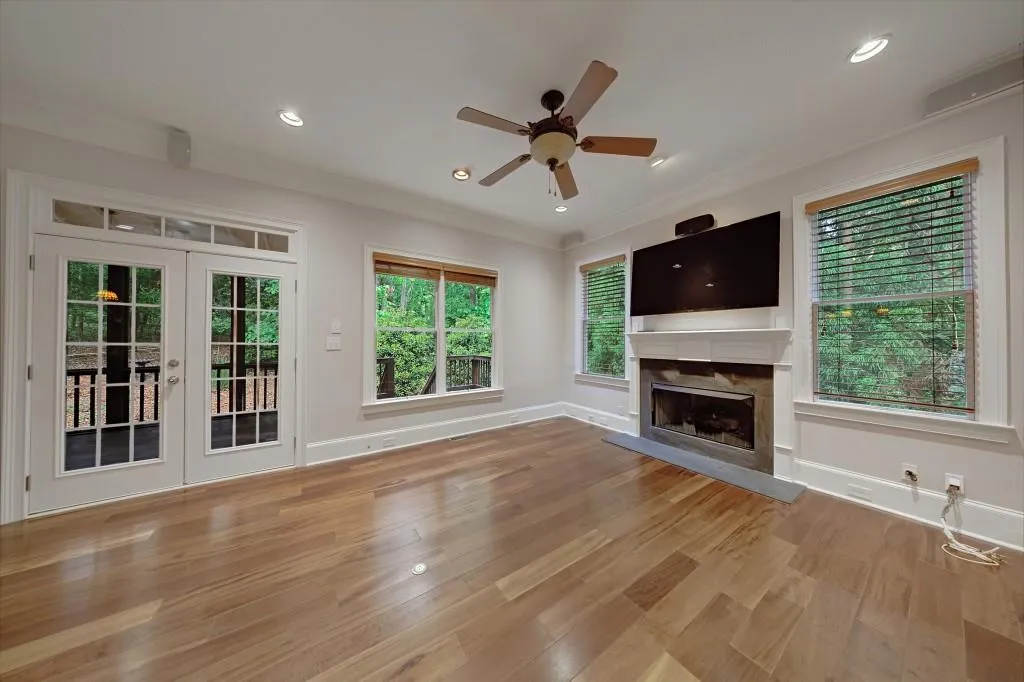 698 Royer Court, Sandy Springs, Georgia 30342, 3 Bedrooms Bedrooms, ,2 BathroomsBathrooms,Residential,For Sale,698 Royer Court,7760954