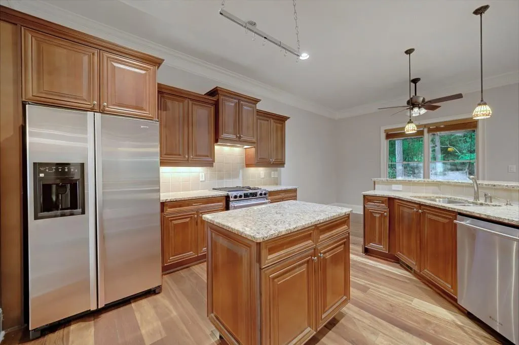 698 Royer Court, Sandy Springs, Georgia 30342, 3 Bedrooms Bedrooms, ,2 BathroomsBathrooms,Residential,For Sale,698 Royer Court,7760954