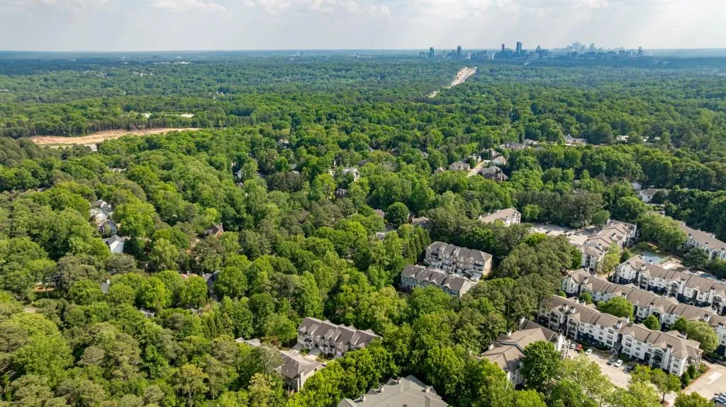698 Royer Court, Sandy Springs, Georgia 30342, 3 Bedrooms Bedrooms, ,2 BathroomsBathrooms,Residential,For Sale,698 Royer Court,7760954