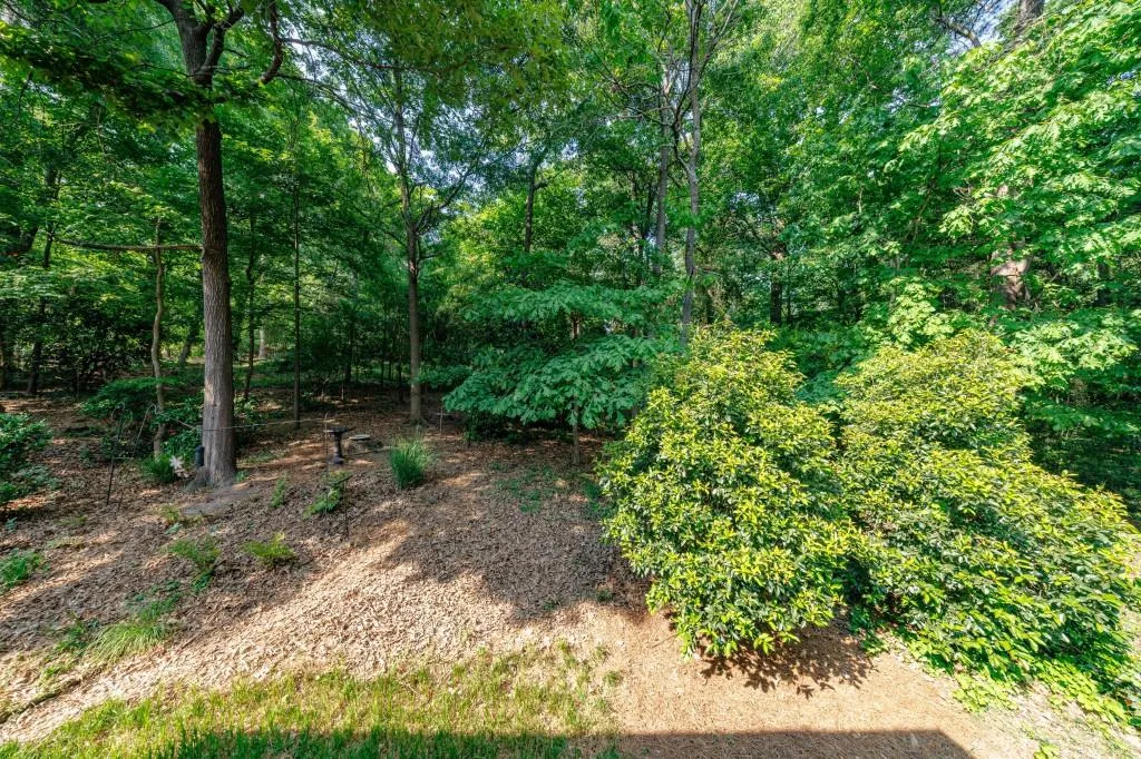 698 Royer Court, Sandy Springs, Georgia 30342, 3 Bedrooms Bedrooms, ,2 BathroomsBathrooms,Residential,For Sale,698 Royer Court,7760954