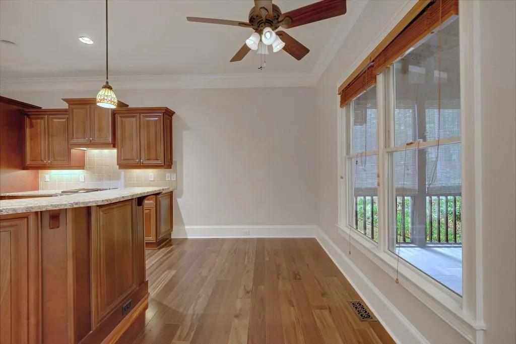 698 Royer Court, Sandy Springs, Georgia 30342, 3 Bedrooms Bedrooms, ,2 BathroomsBathrooms,Residential,For Sale,698 Royer Court,7760954