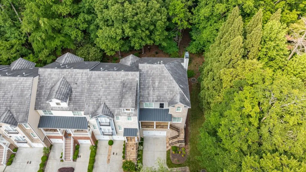 698 Royer Court, Sandy Springs, Georgia 30342, 3 Bedrooms Bedrooms, ,2 BathroomsBathrooms,Residential,For Sale,698 Royer Court,7760954