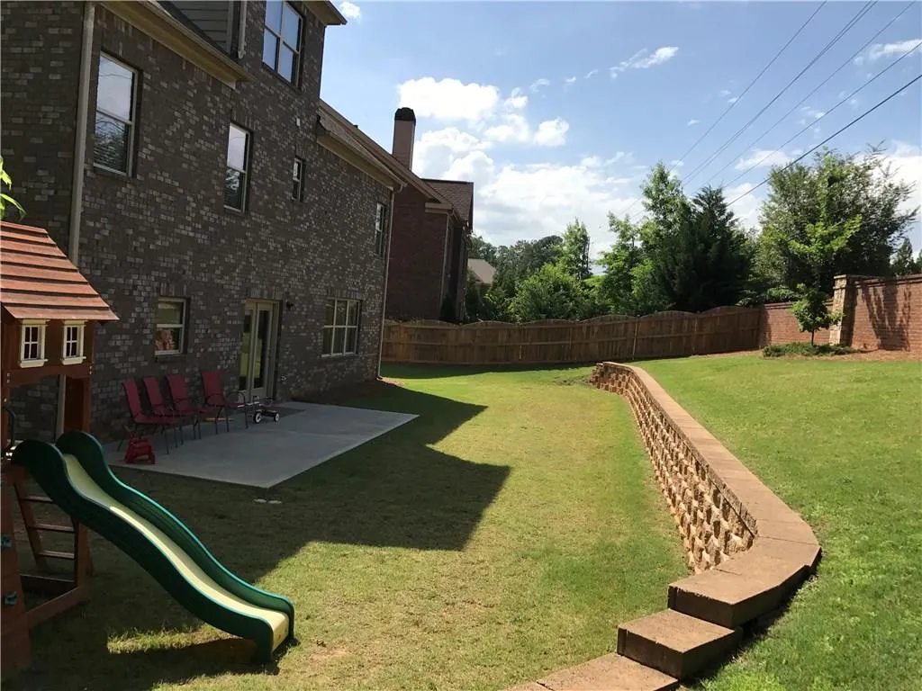 7805 Stratford Lane, Sandy Springs, Georgia 30350, 7 Bedrooms Bedrooms, ,4 BathroomsBathrooms,Residential,Sold,7805 Stratford Lane,5865157