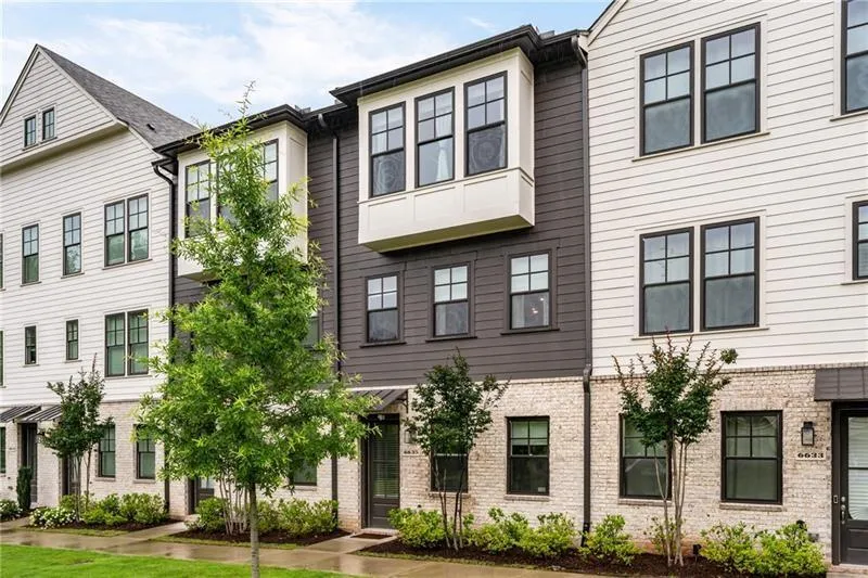6635 Beacon Drive, Sandy Springs, Georgia 30328, 3 Bedrooms Bedrooms, ,3 BathroomsBathrooms,Residential,For Sale,6635 Beacon Drive,7714650
