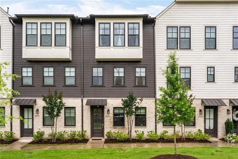 6635 Beacon Drive, Sandy Springs, Georgia 30328, 3 Bedrooms Bedrooms, ,3 BathroomsBathrooms,Residential,For Sale,6635 Beacon Drive,7714650