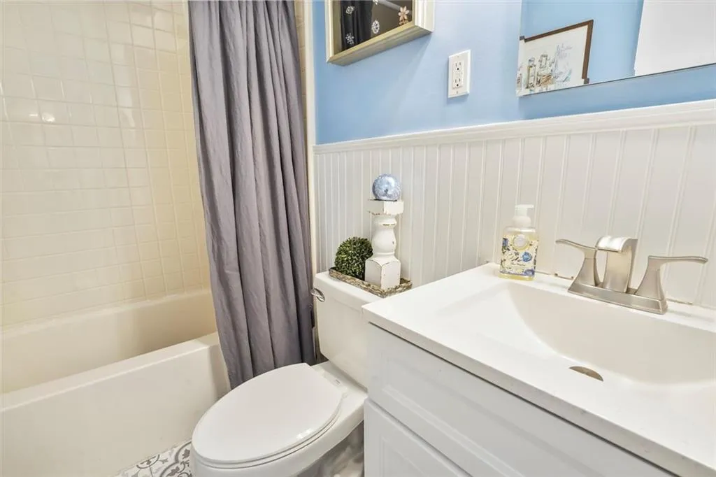 130 26th Street Nw Unit 808, Atlanta, Georgia 30309, 1 Bedroom Bedrooms, ,1 BathroomBathrooms,Residential,For Sale,130 26th Street Nw Unit 808,7657698