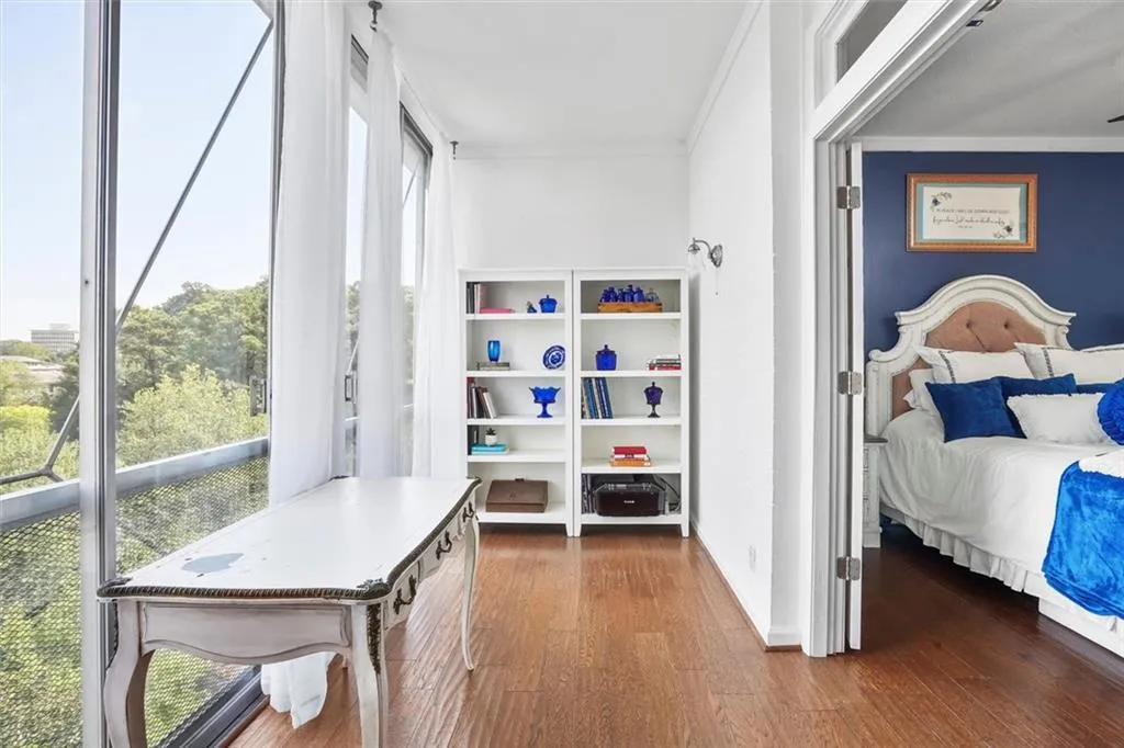 130 26th Street Nw Unit 808, Atlanta, Georgia 30309, 1 Bedroom Bedrooms, ,1 BathroomBathrooms,Residential,For Sale,130 26th Street Nw Unit 808,7657698