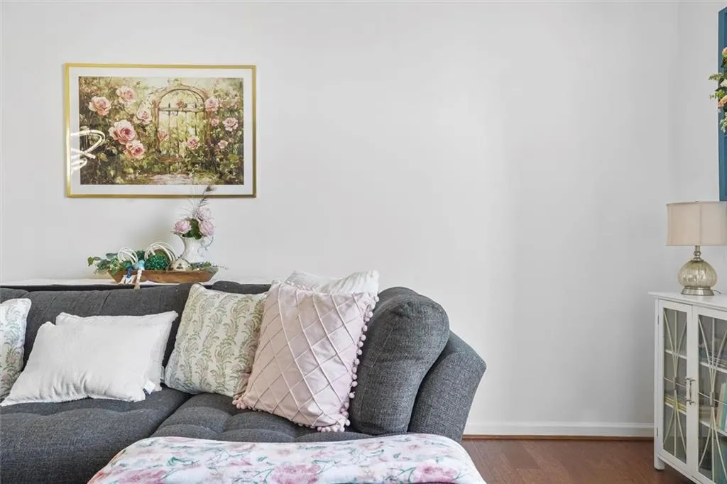 130 26th Street Nw Unit 808, Atlanta, Georgia 30309, 1 Bedroom Bedrooms, ,1 BathroomBathrooms,Residential,For Sale,130 26th Street Nw Unit 808,7657698