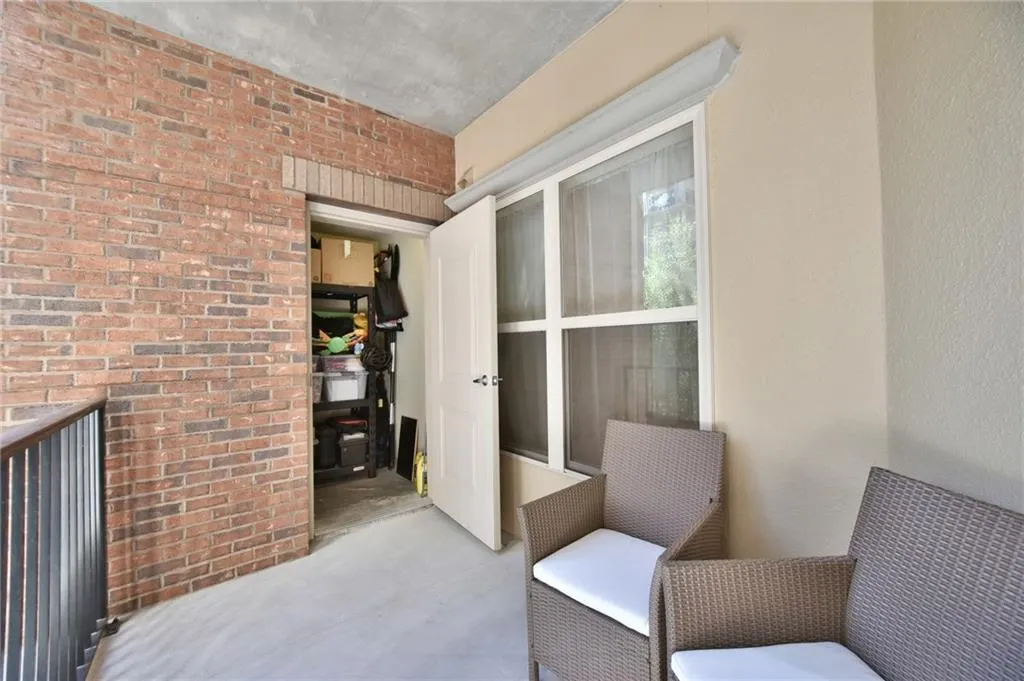 200 River Vista Drive Unit 325, Atlanta, Georgia 30339, 2 Bedrooms Bedrooms, ,2 BathroomsBathrooms,Residential,Sold,200 River Vista Drive Unit 325,5765463