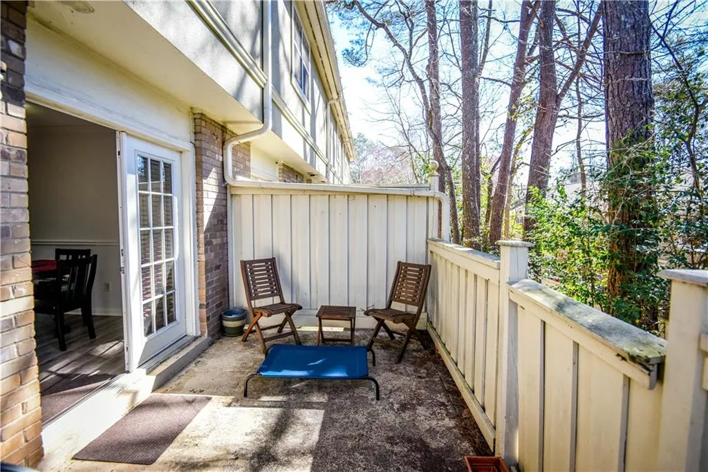 6900 Roswell Road Unit K8, Atlanta, Georgia 30328, 2 Bedrooms Bedrooms, ,2 BathroomsBathrooms,Residential,Sold,6900 Roswell Road Unit K8,7031421