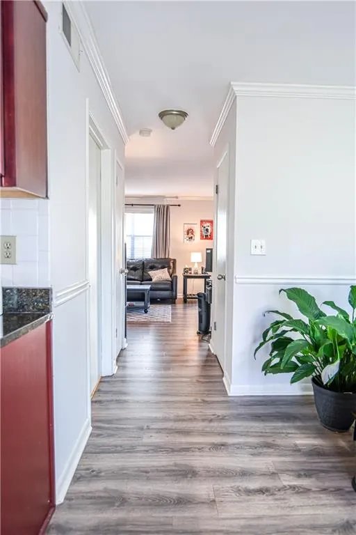 6900 Roswell Road Unit K8, Atlanta, Georgia 30328, 2 Bedrooms Bedrooms, ,2 BathroomsBathrooms,Residential,Sold,6900 Roswell Road Unit K8,7031421