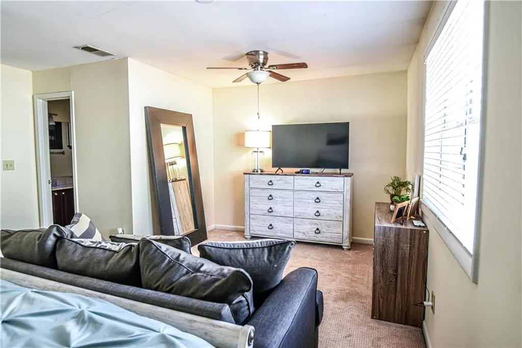 6900 Roswell Road Unit K8, Atlanta, Georgia 30328, 2 Bedrooms Bedrooms, ,2 BathroomsBathrooms,Residential,Sold,6900 Roswell Road Unit K8,7031421