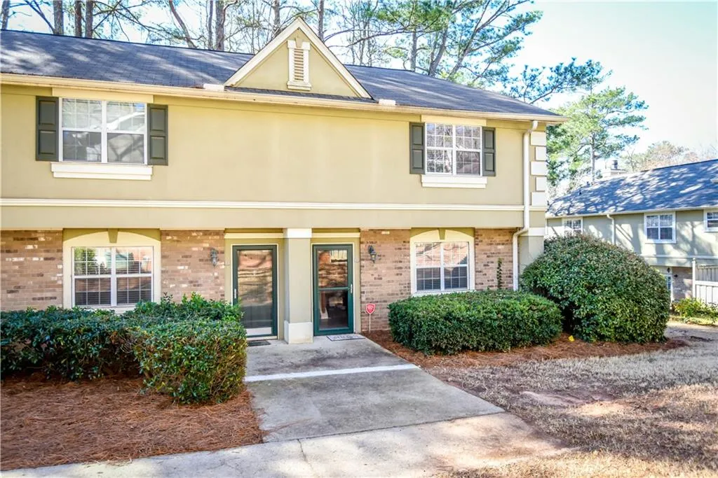 6900 Roswell Road Unit K8, Atlanta, Georgia 30328, 2 Bedrooms Bedrooms, ,2 BathroomsBathrooms,Residential,Sold,6900 Roswell Road Unit K8,7031421